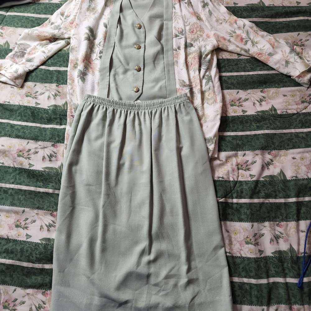 Vintage Lady Carole of New York skirt and vest suit?